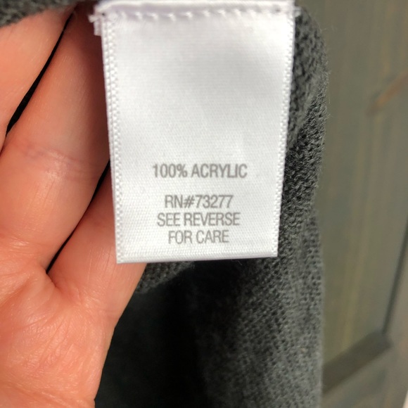 Croft & Barrow light grey poncho - Picture 4 of 4